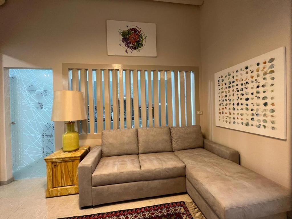 Imhome - Cadorna House 2* Mailand